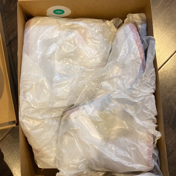 Air Jordan 1 Zoom Air CMFT Hare NWT Size 9.5 Men’s - Picture 4 of 5